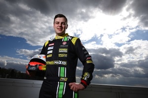 Rising Star Senna Proctor