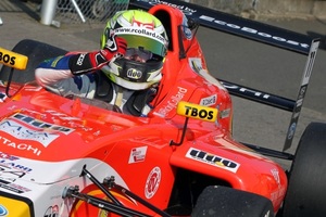 Rising Star Ricky Collard