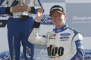 Rising Star Ricky Collard