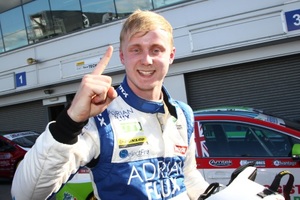 SuperStar Ashley Sutton