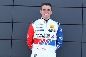 SuperStar Oliver Rowland