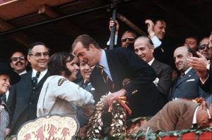 Emerson winning Spanish Grand Prix 1973